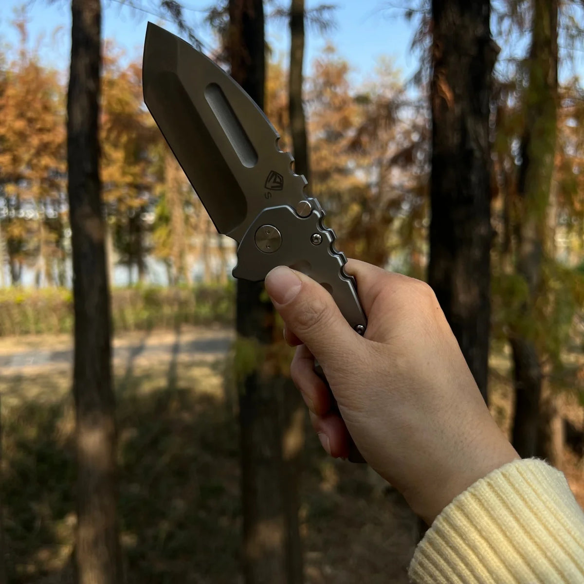 D2 blade +D2 handle integrated folding knife, heavy-duty all-steel knife, outdoor camping fishing equipment, survival