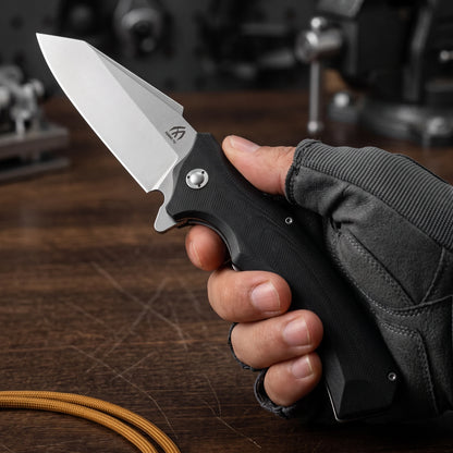 Portable EDC Folding Tool Knife with Storage Pocket Folding Knife for Mountaineering, Camping, Outdoor Practical Cutting Equipment